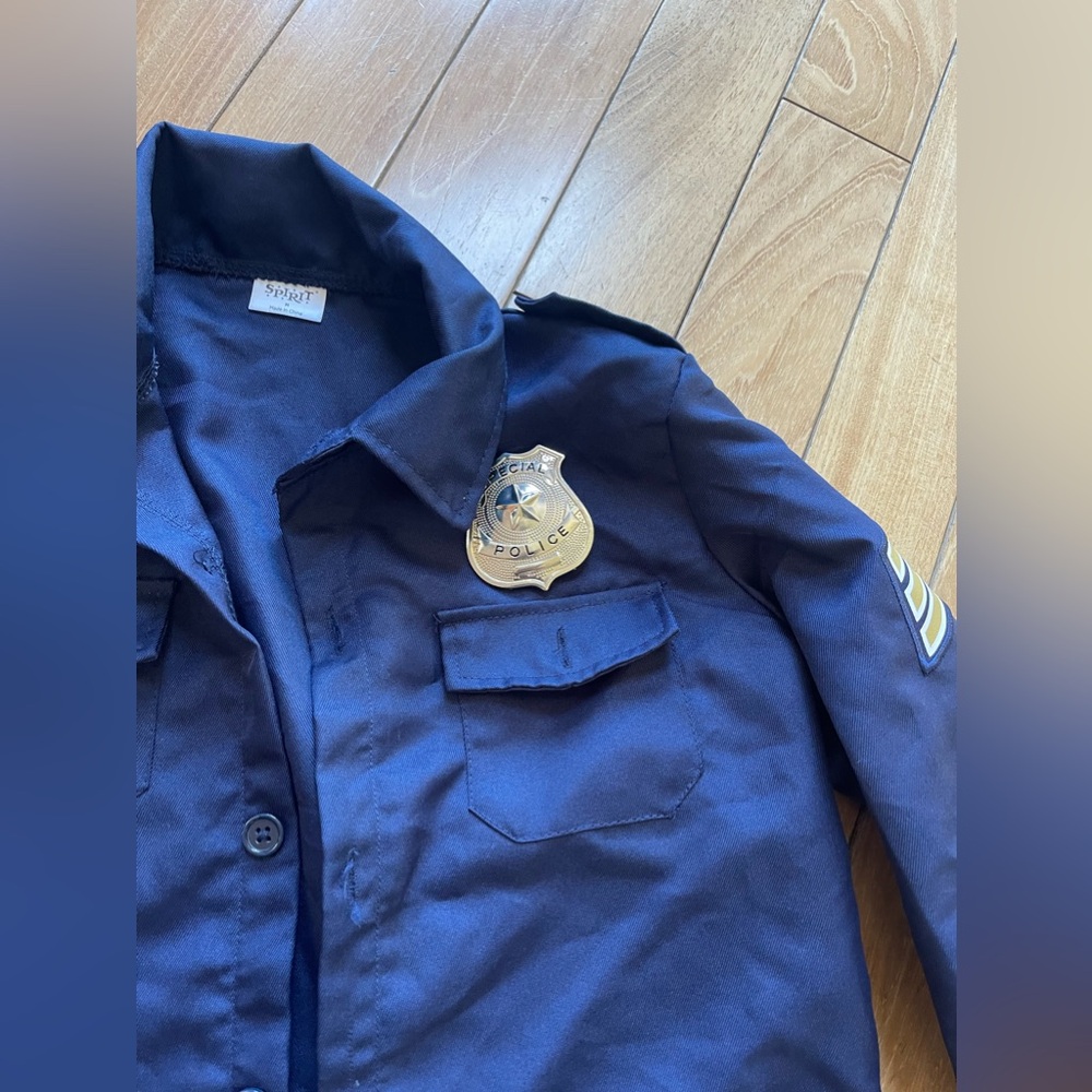 Girls Deluxe Police Officer Spirit of Halloween Size Medium Costume - Picture 4 of 7